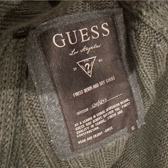 EUC GUESS Women’s S zip cardigan sweater jacket pockets LS ribbed knit comfy - Picture 4 of 7